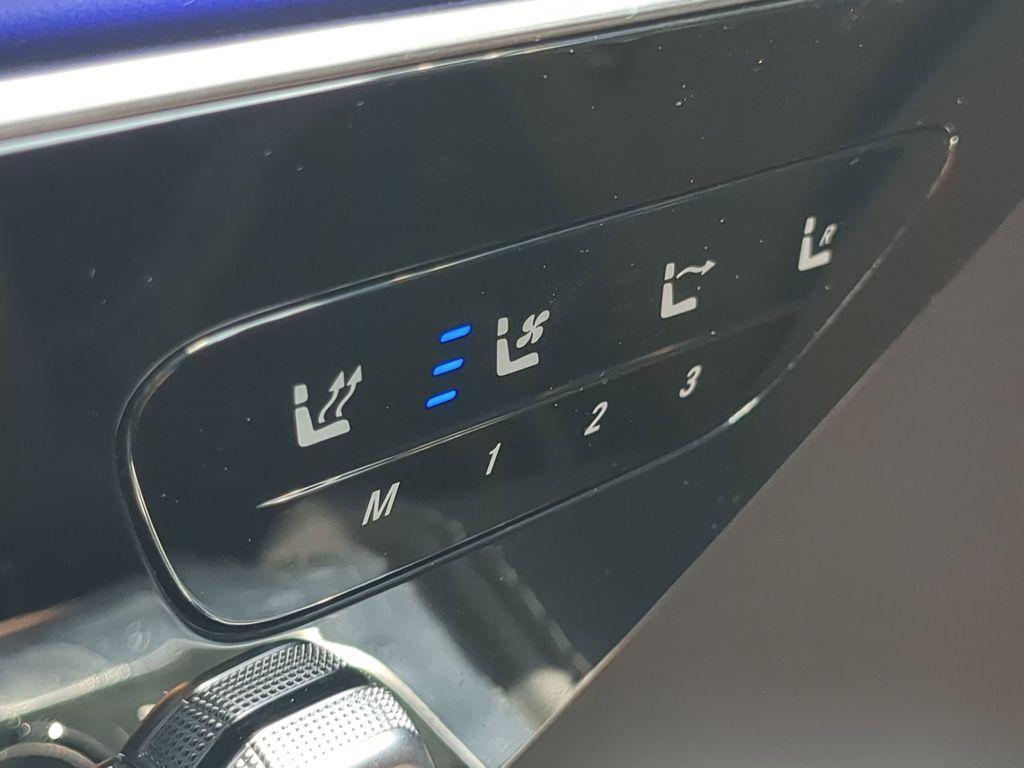 new 2025 Mercedes-Benz AMG SL 43 car