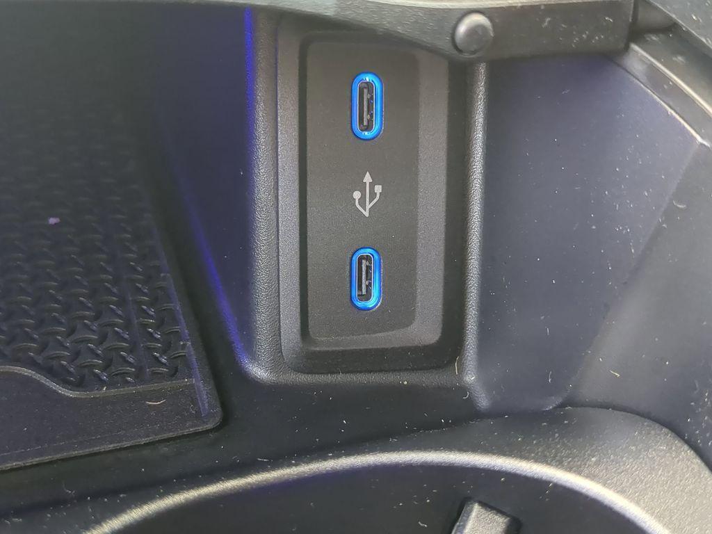 new 2025 Mercedes-Benz AMG SL 43 car