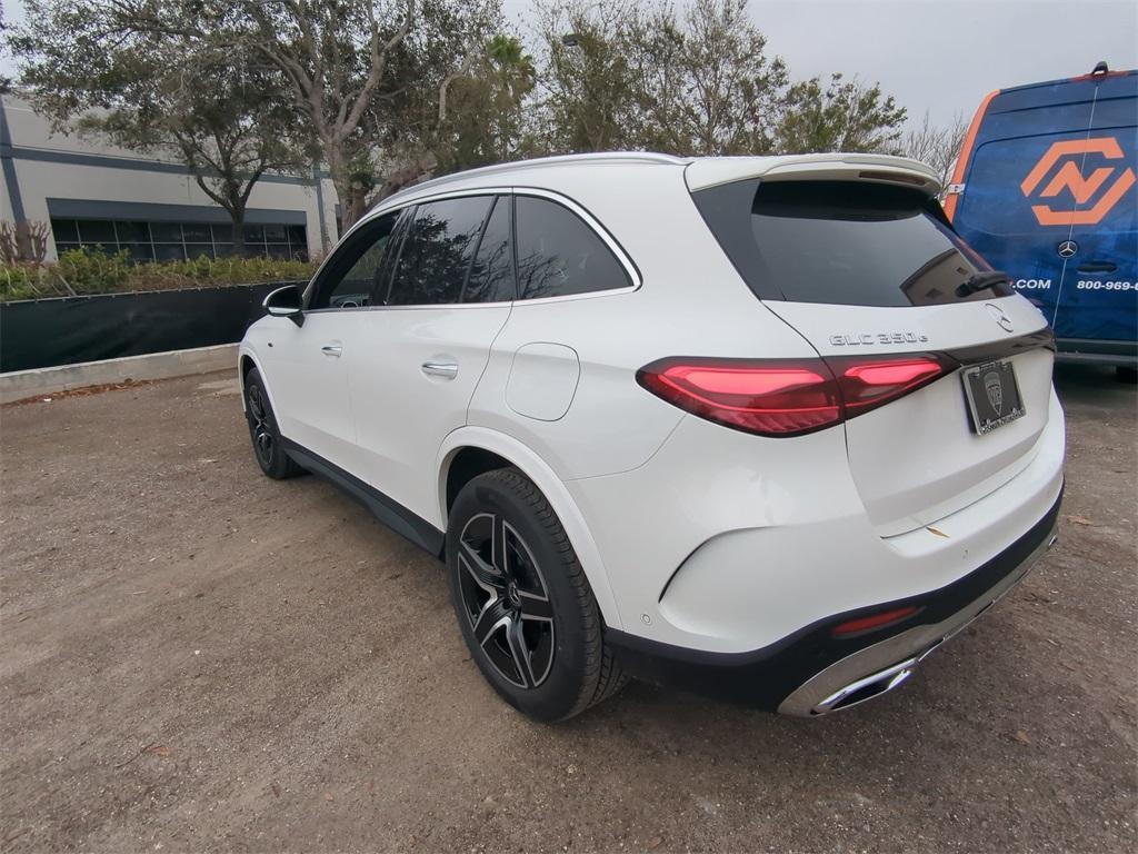 new 2025 Mercedes-Benz GLC 350e car