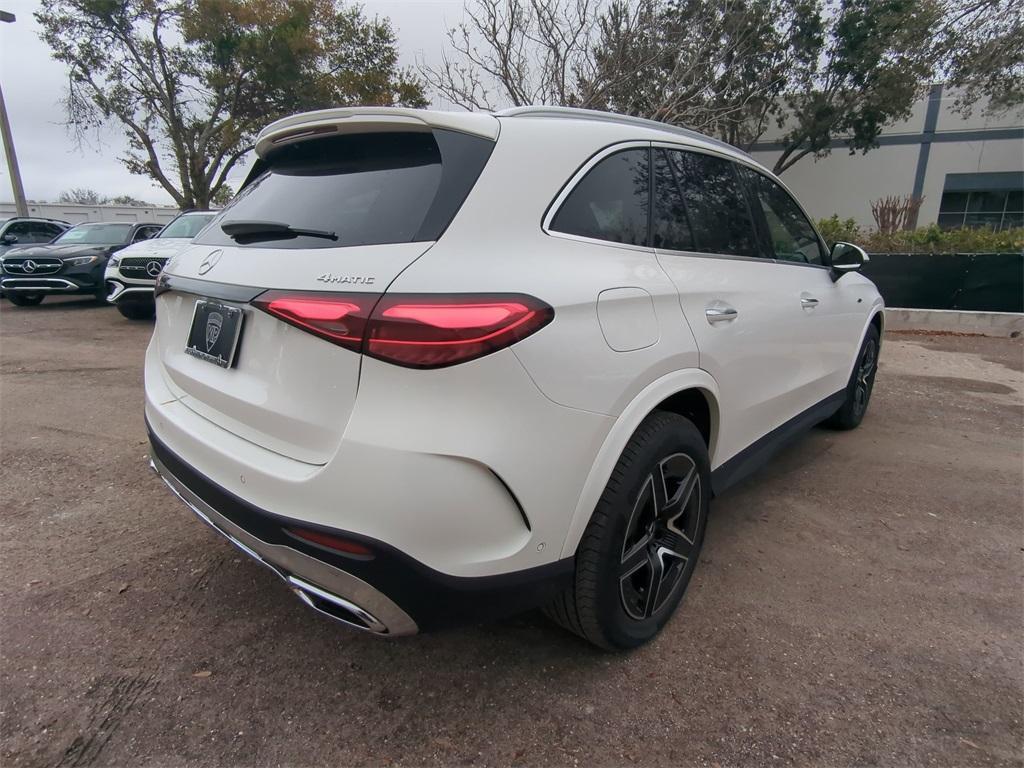 new 2025 Mercedes-Benz GLC 350e car