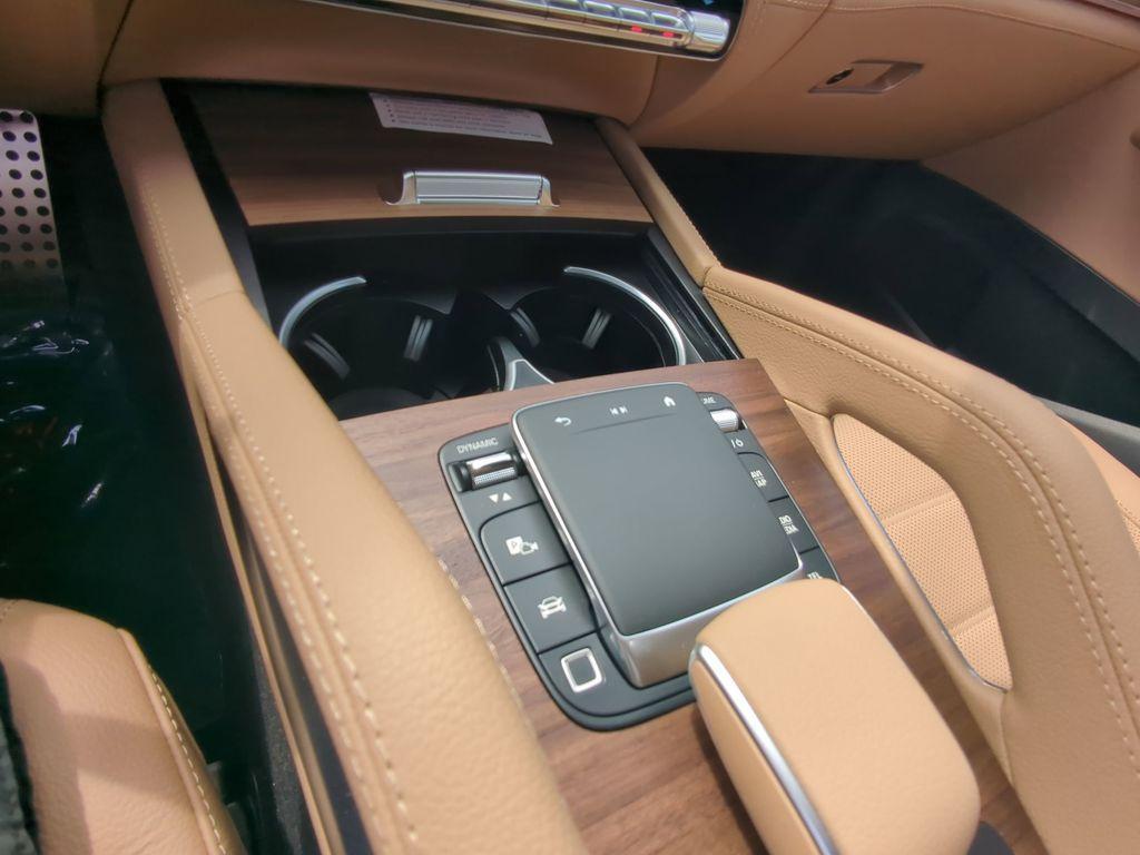 new 2025 Mercedes-Benz GLS 580 car
