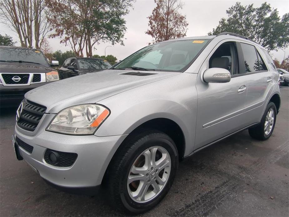 used 2006 Mercedes-Benz M-Class car, priced at $7,999