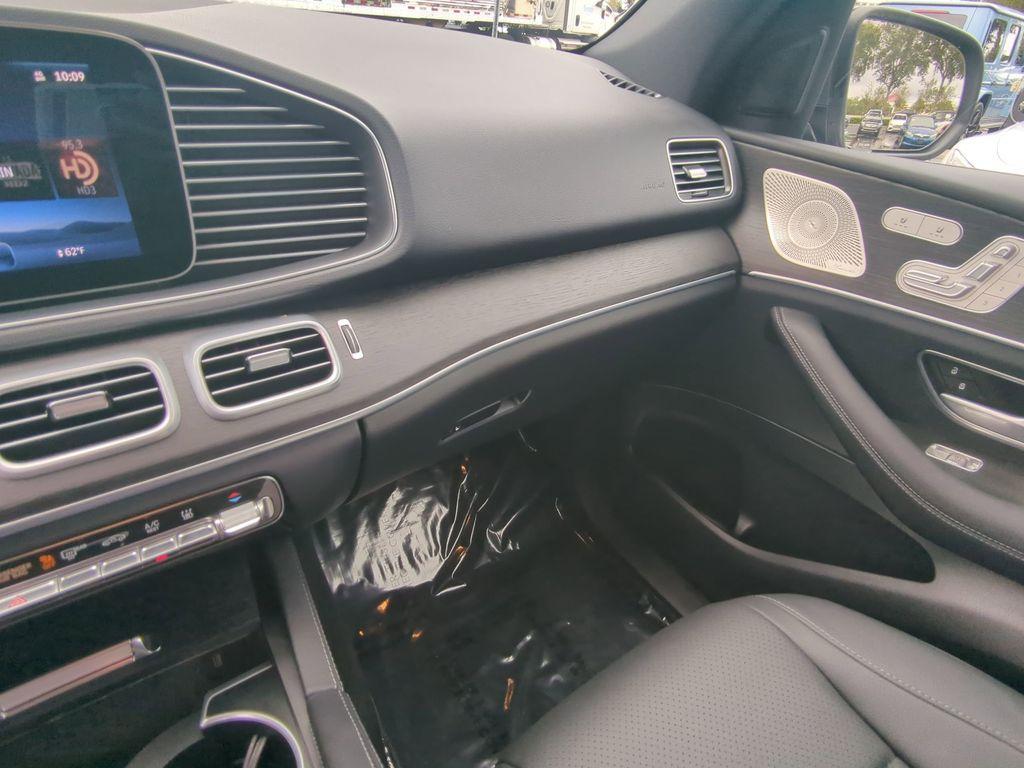 new 2025 Mercedes-Benz GLE 450e car