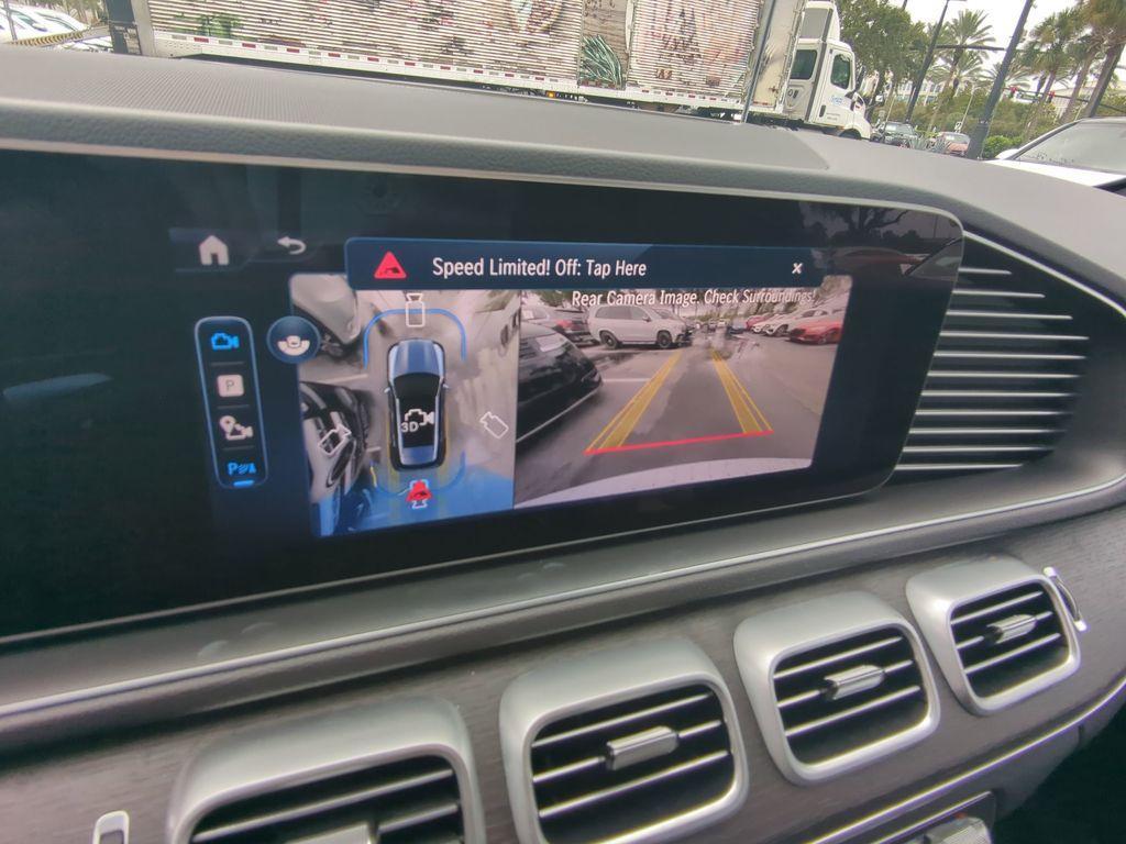 new 2025 Mercedes-Benz GLE 450e car