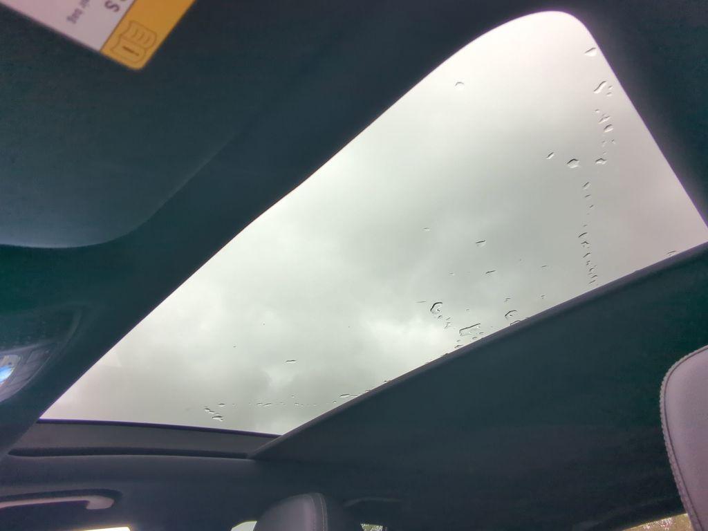 new 2025 Mercedes-Benz GLE 450e car