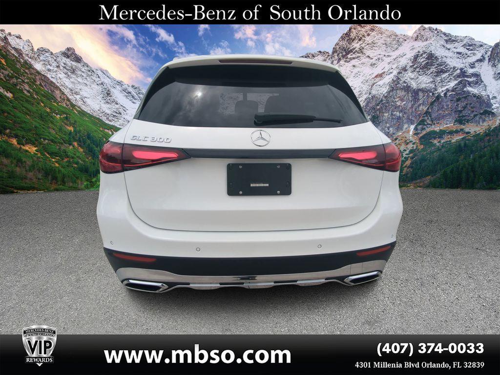 new 2026 Mercedes-Benz GLC 300 car