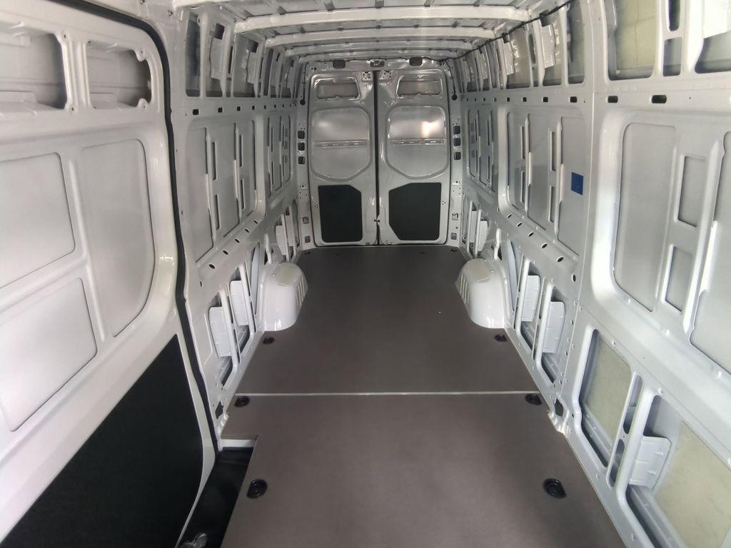 new 2025 Mercedes-Benz Sprinter 2500 car