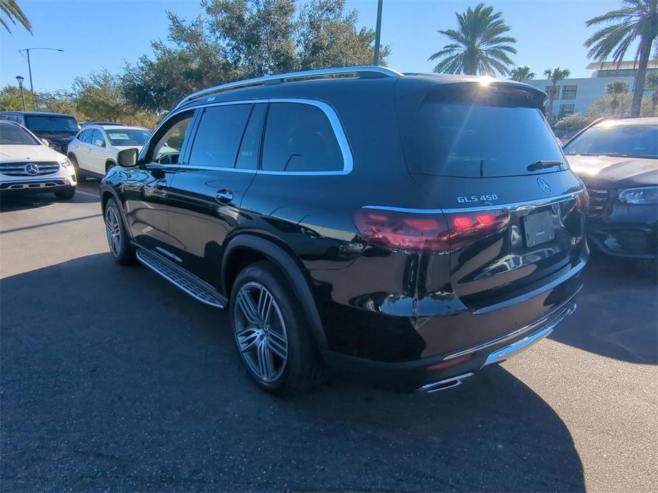 new 2025 Mercedes-Benz GLS 450 car