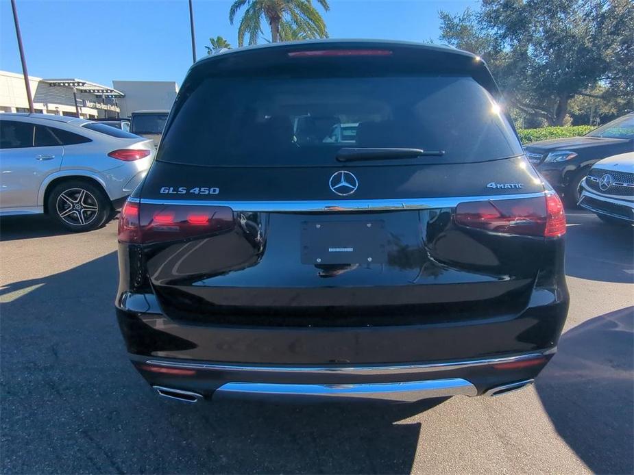 new 2025 Mercedes-Benz GLS 450 car