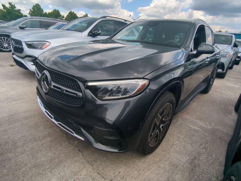 new 2025 Mercedes-Benz GLC 350e car