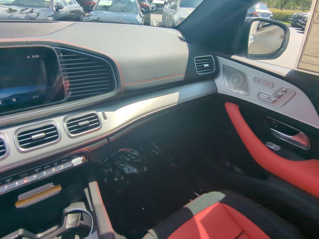 new 2025 Mercedes-Benz AMG GLE 63 car