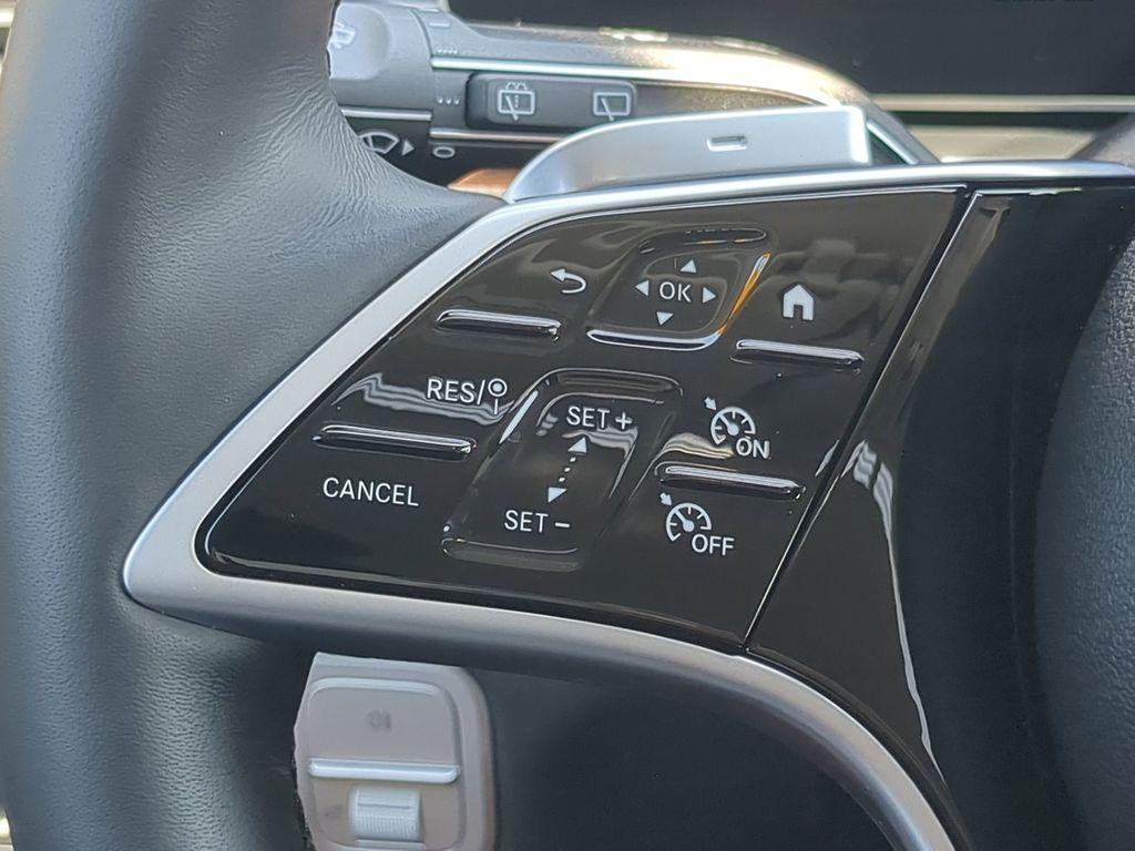 used 2025 Mercedes-Benz GLE 450e car, priced at $77,940