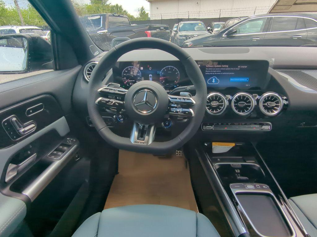 new 2025 Mercedes-Benz AMG GLA 35 car
