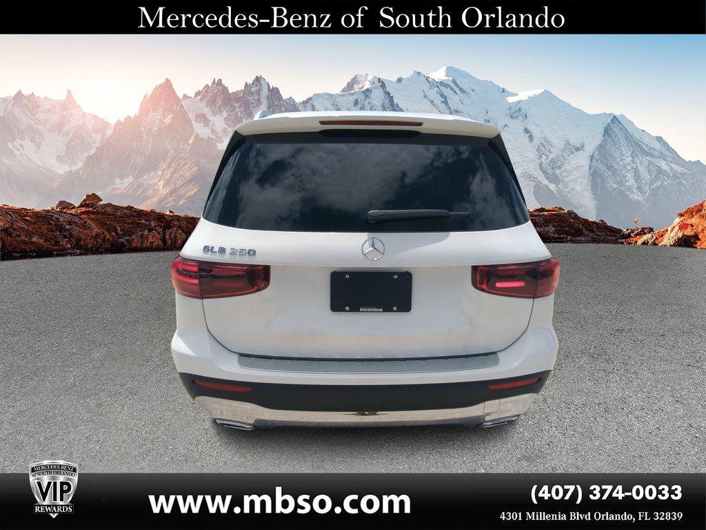 new 2025 Mercedes-Benz GLB 250 car