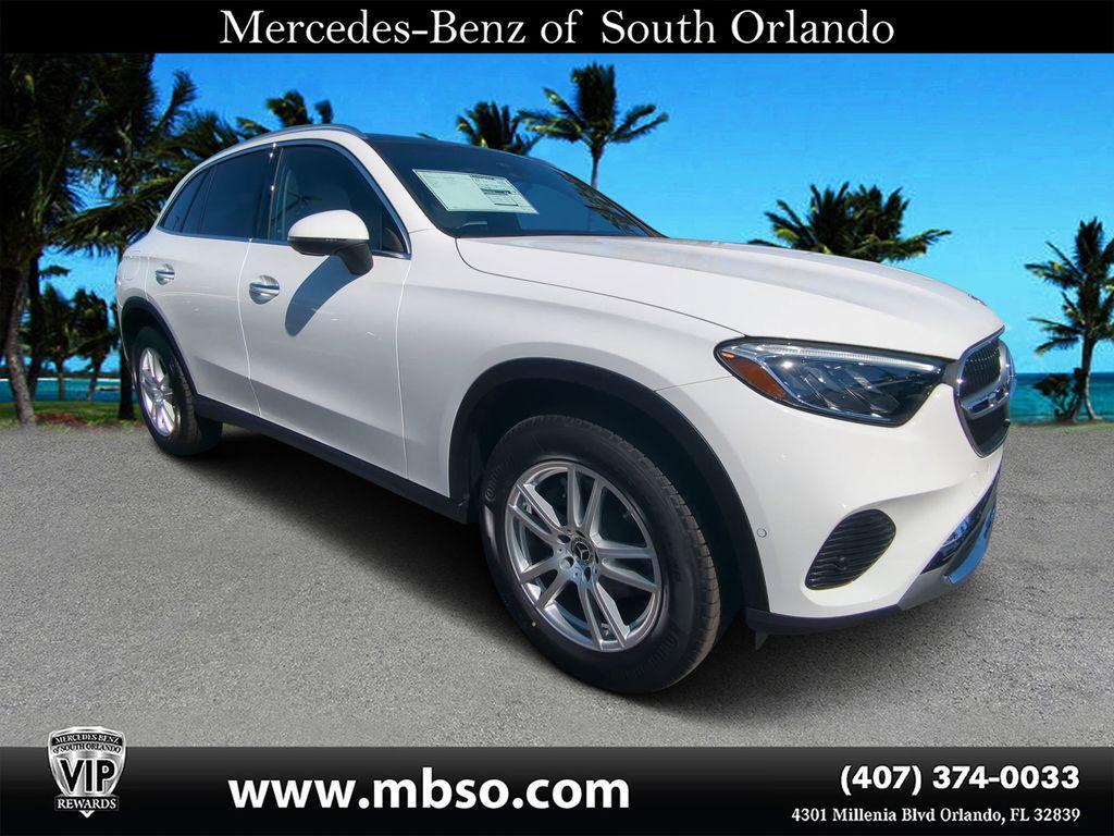 new 2025 Mercedes-Benz GLC 300 car