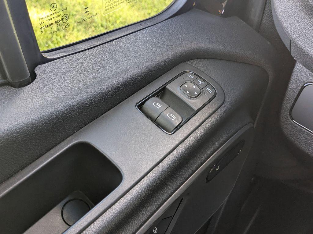 new 2025 Mercedes-Benz Sprinter 2500 car