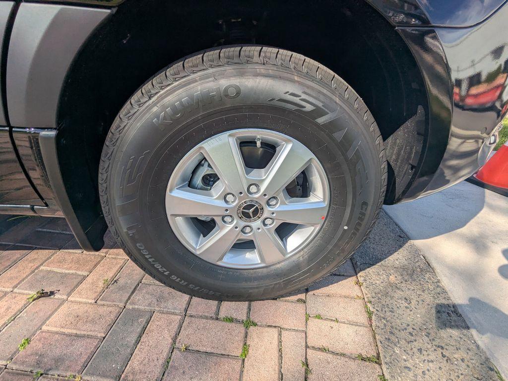 new 2025 Mercedes-Benz Sprinter 2500 car