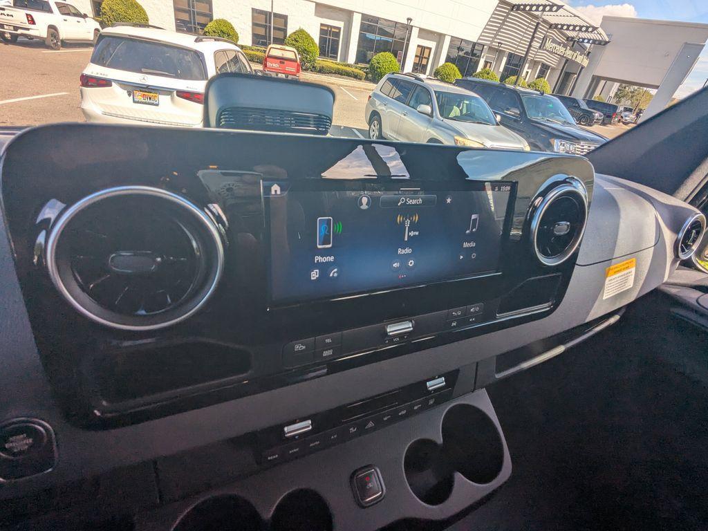 new 2025 Mercedes-Benz Sprinter 2500 car