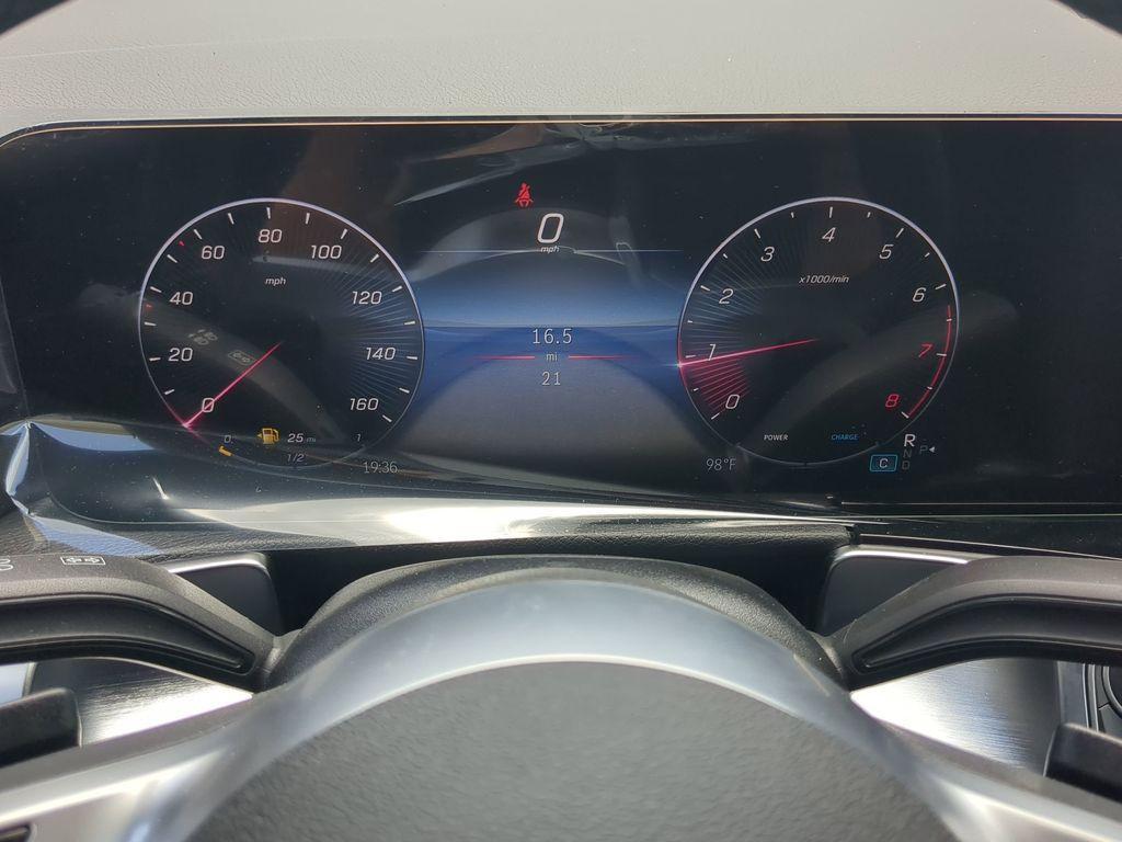 new 2025 Mercedes-Benz GLB 250 car