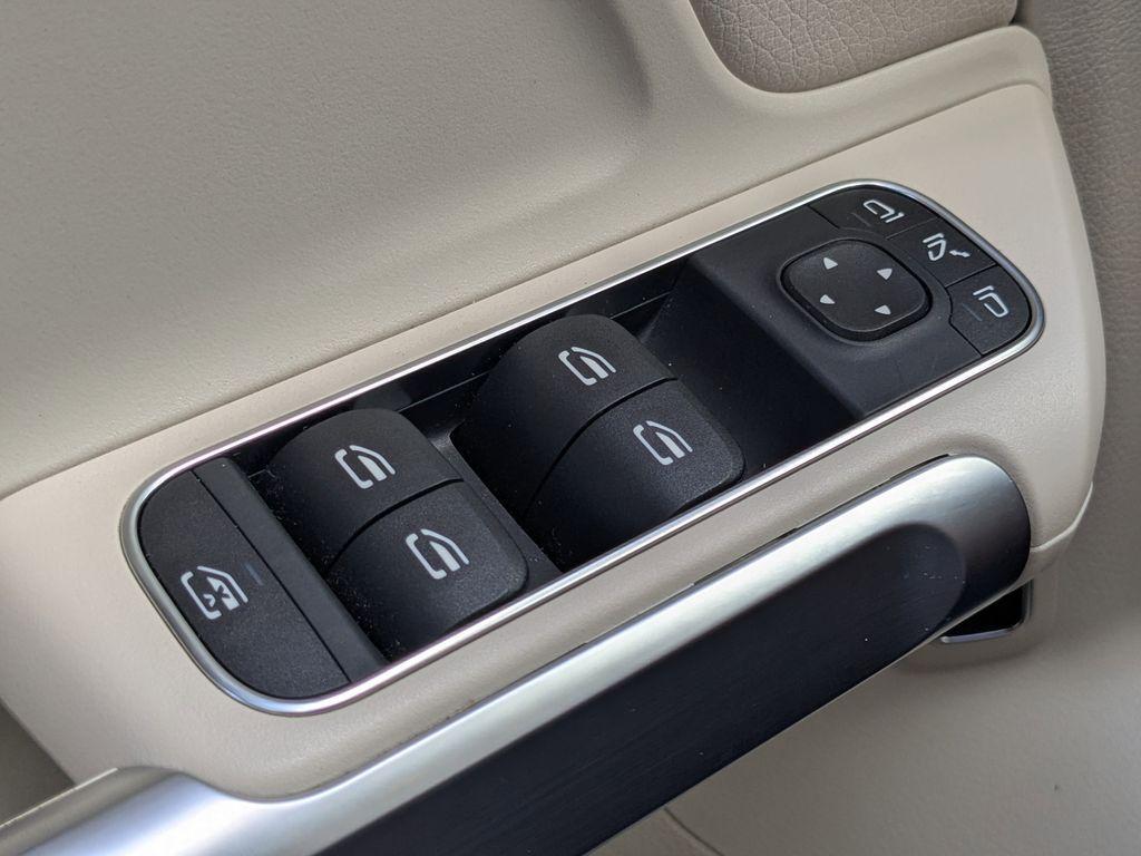 used 2024 Mercedes-Benz GLB 250 car, priced at $38,999