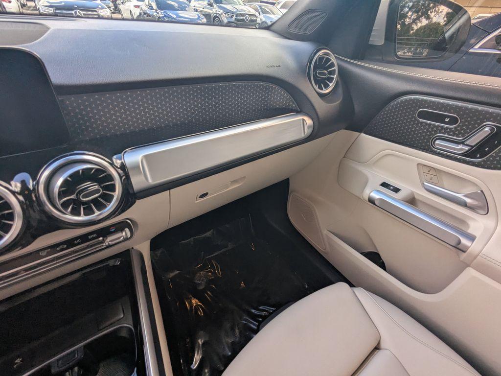 used 2024 Mercedes-Benz GLB 250 car, priced at $38,999