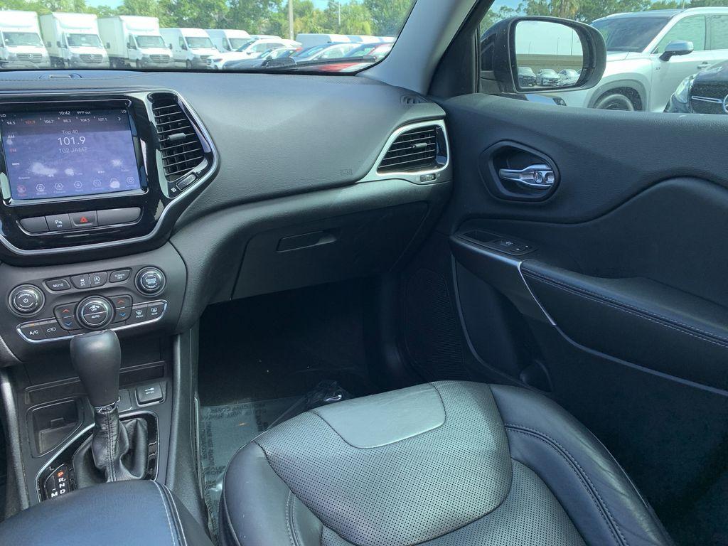 used 2019 Jeep Cherokee car, priced at $14,999