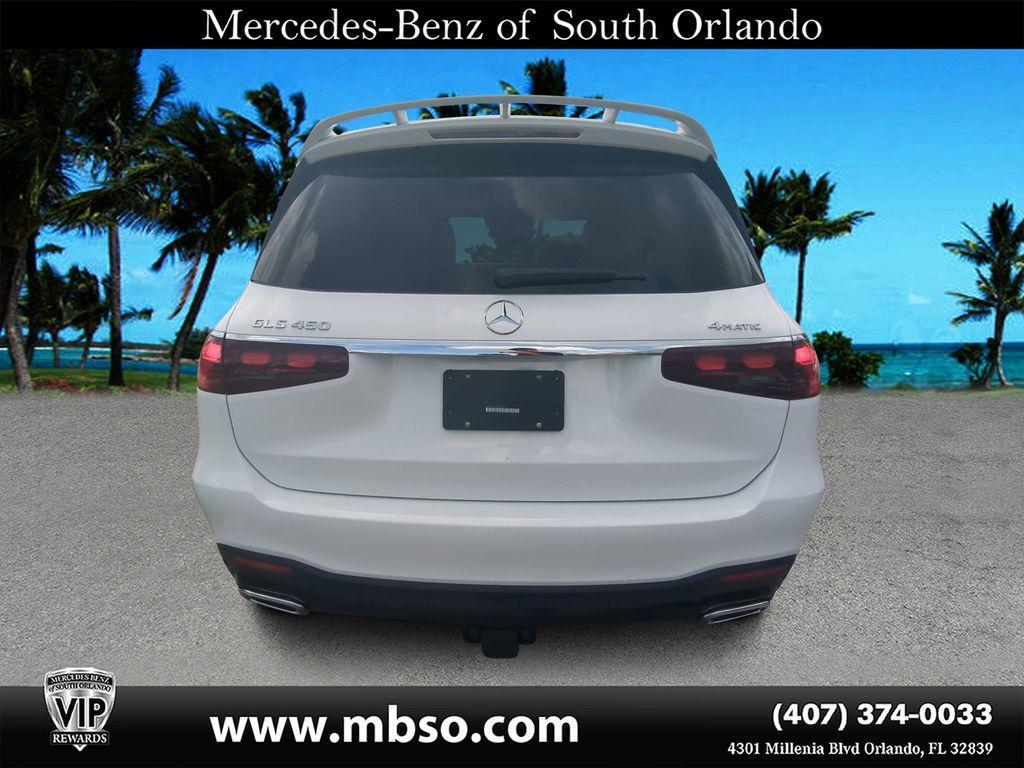 new 2025 Mercedes-Benz GLS 450 car