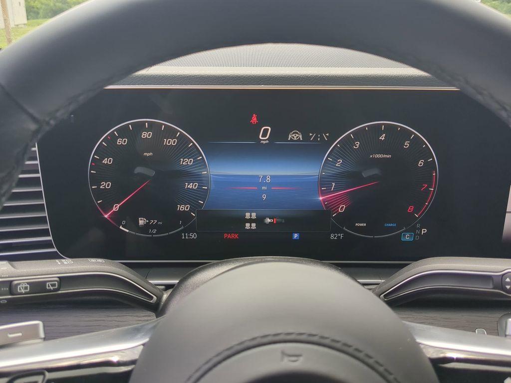 new 2025 Mercedes-Benz GLS 450 car