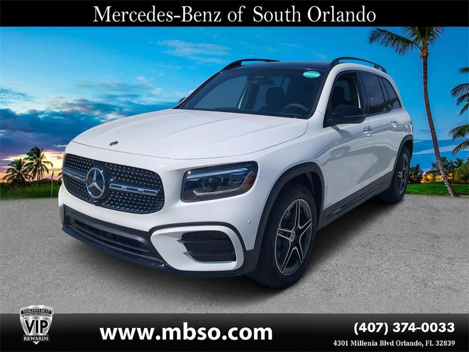 new 2024 Mercedes-Benz GLB 250 car, priced at $52,815