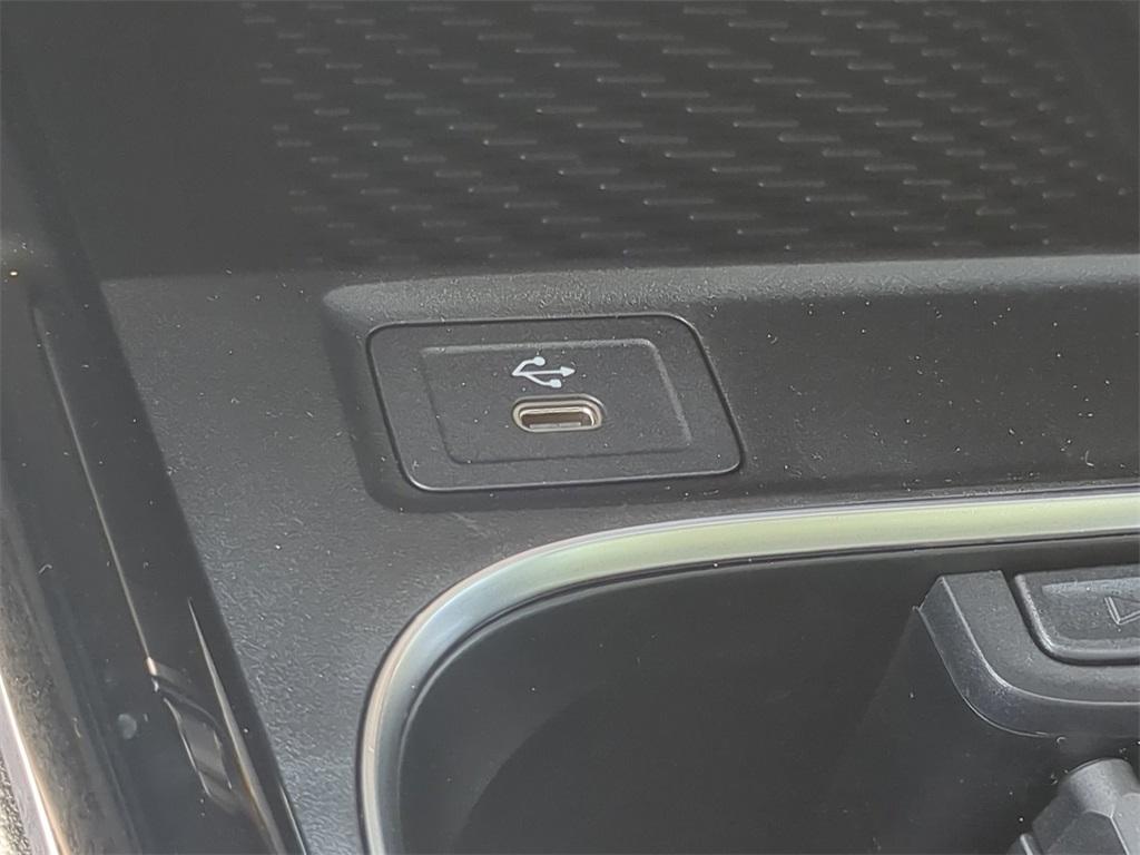 new 2025 Mercedes-Benz CLA 250 car