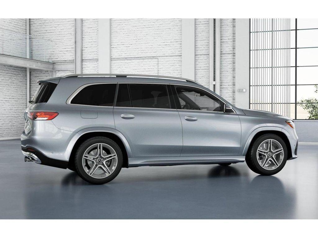 new 2025 Mercedes-Benz GLS 450 car