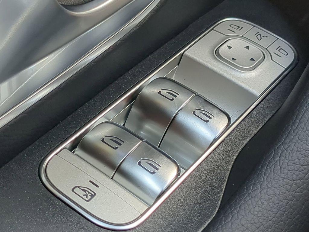 new 2026 Mercedes-Benz GLE 450 car