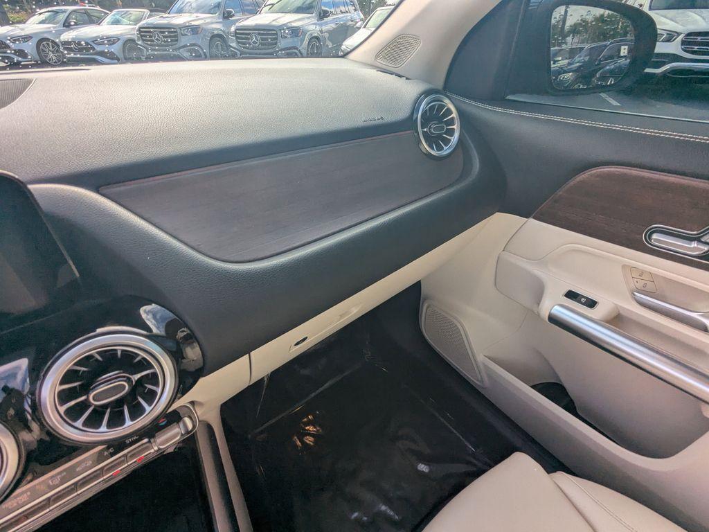 used 2023 Mercedes-Benz GLA 250 car, priced at $31,997