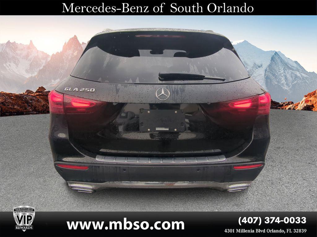 new 2025 Mercedes-Benz GLA 250 car