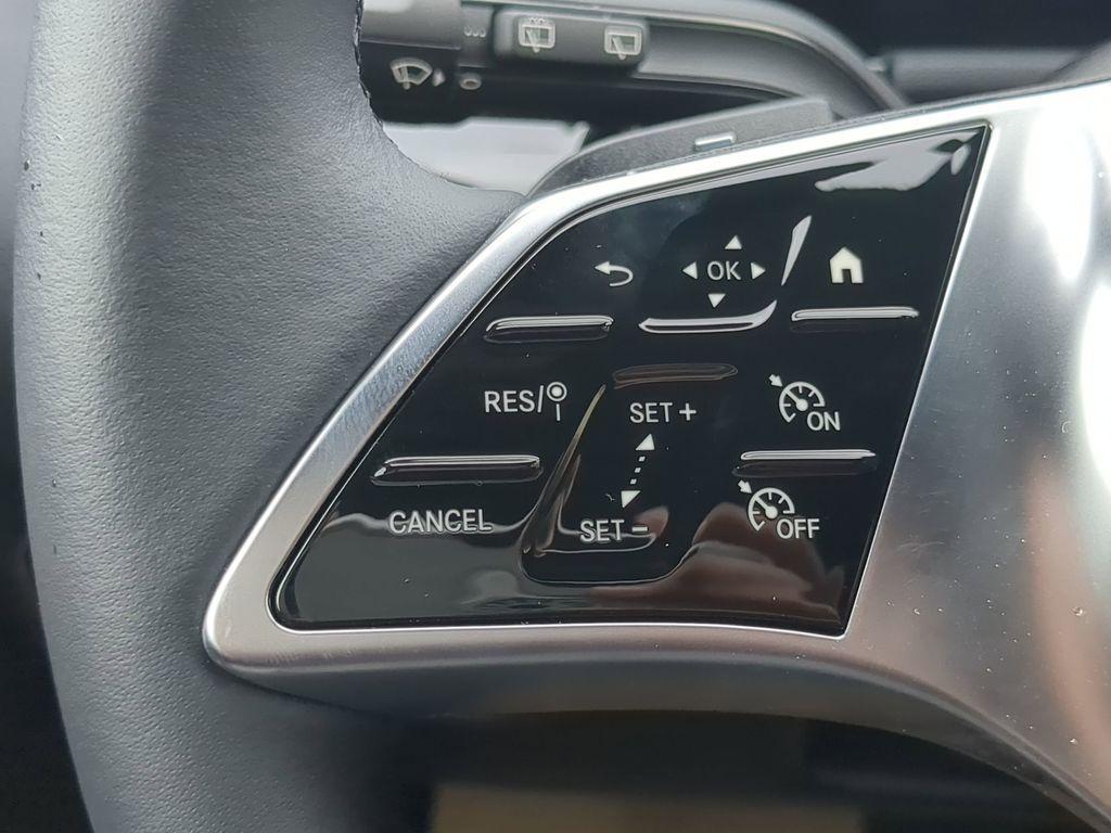 new 2025 Mercedes-Benz GLA 250 car