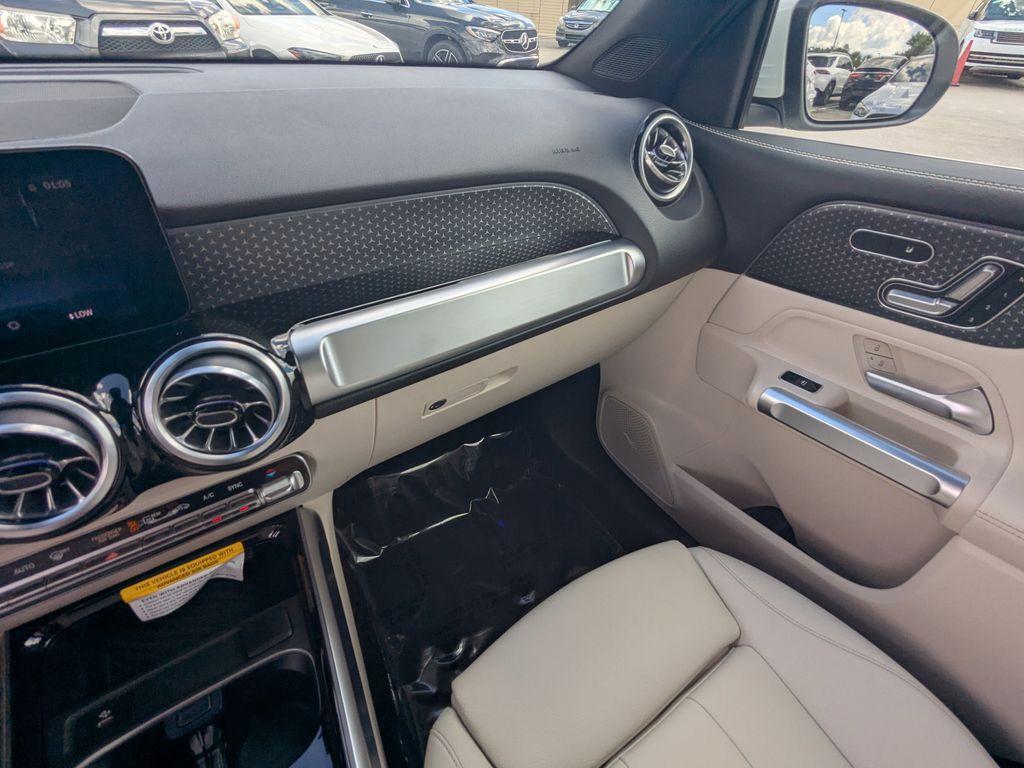 used 2025 Mercedes-Benz GLB 250 car, priced at $46,645