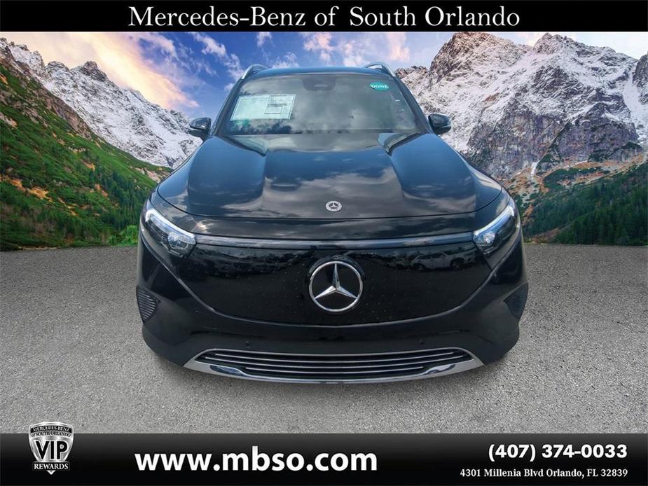 new 2024 Mercedes-Benz EQB 300 car, priced at $59,295