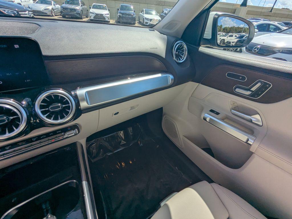 used 2023 Mercedes-Benz GLB 250 car, priced at $34,997