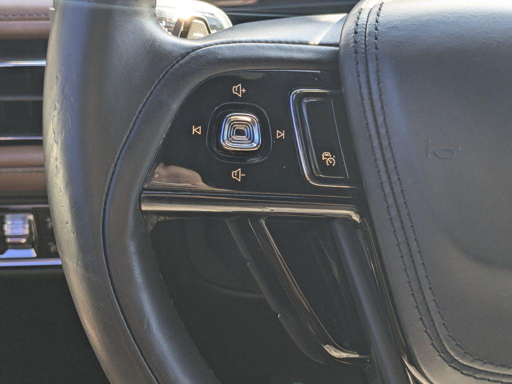 used 2021 Lincoln Aviator car, priced at $28,999