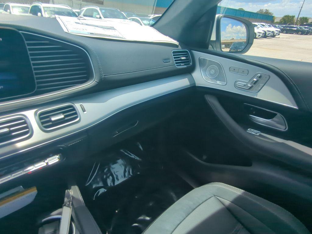new 2025 Mercedes-Benz AMG GLE 53 car