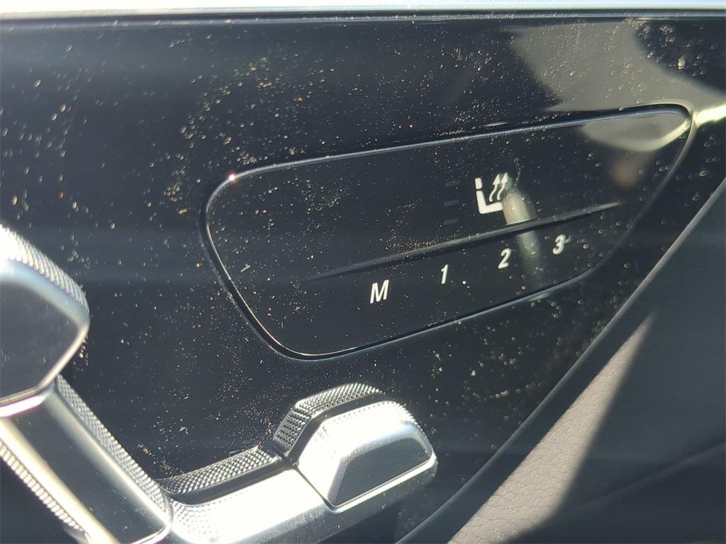new 2025 Mercedes-Benz GLC 350e car