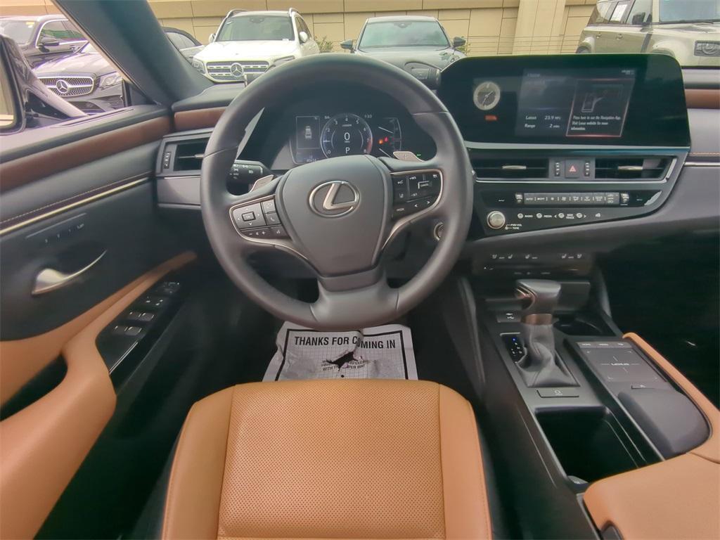 used 2022 Lexus ES 350 car, priced at $30,999