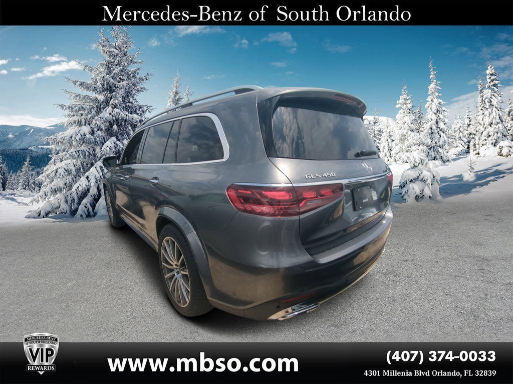 new 2025 Mercedes-Benz GLS 450 car