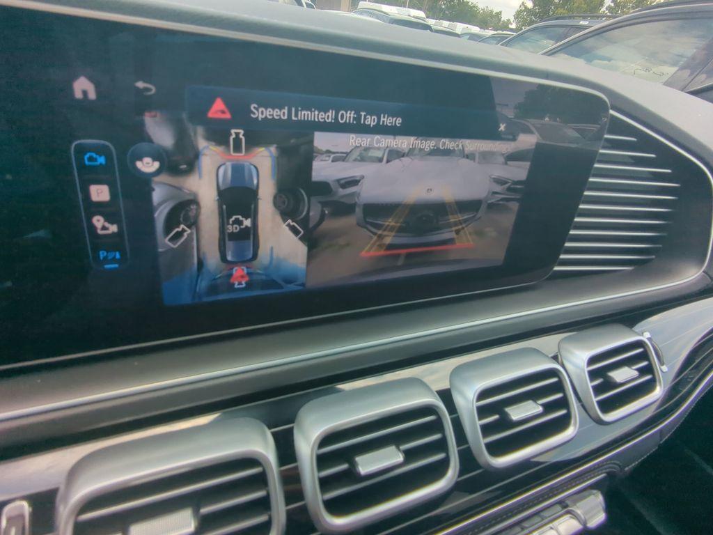 new 2025 Mercedes-Benz GLS 450 car