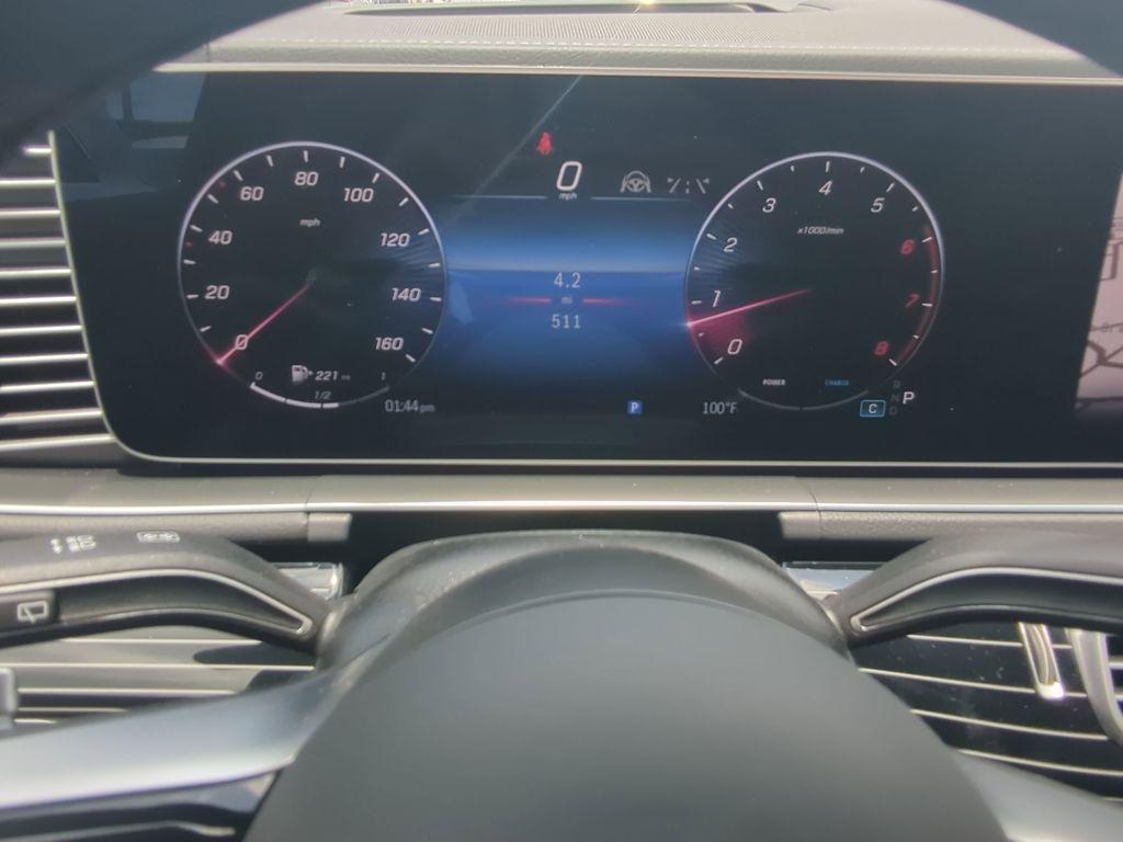 new 2025 Mercedes-Benz GLS 450 car