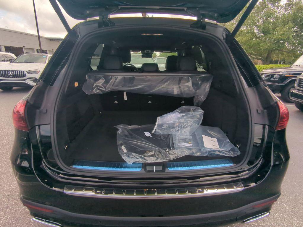new 2025 Mercedes-Benz GLE 450 car