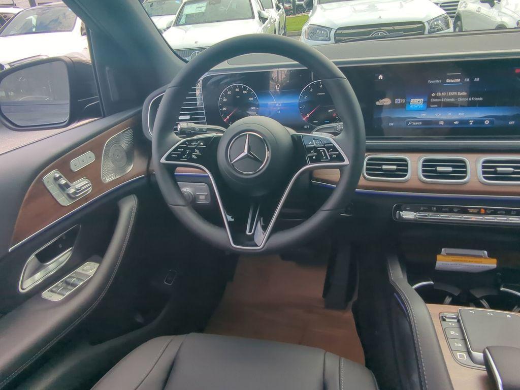new 2025 Mercedes-Benz GLE 450 car