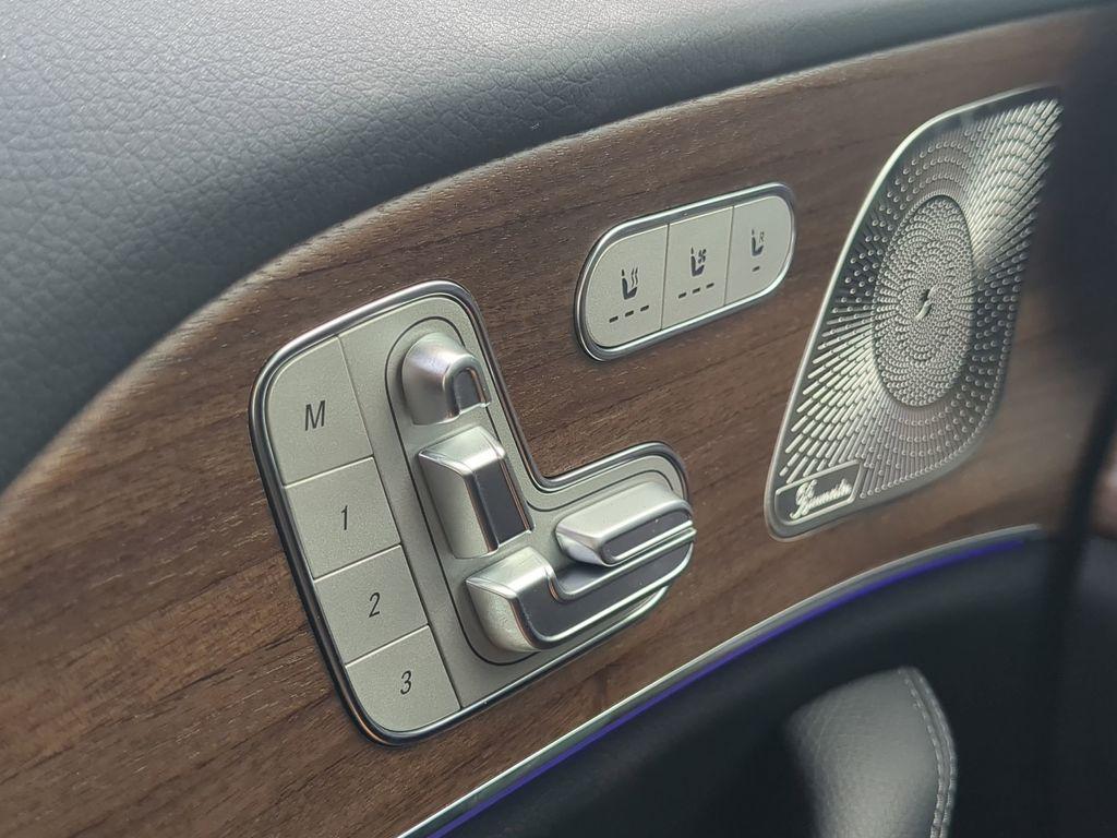 new 2025 Mercedes-Benz GLE 450 car
