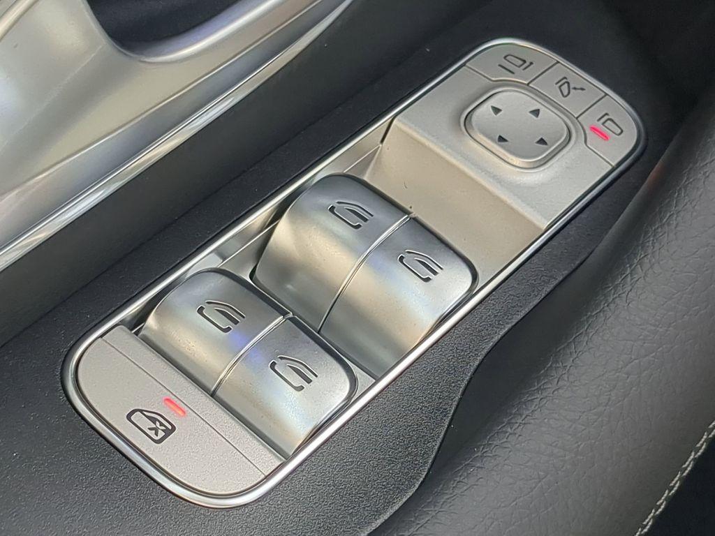new 2025 Mercedes-Benz GLE 450 car