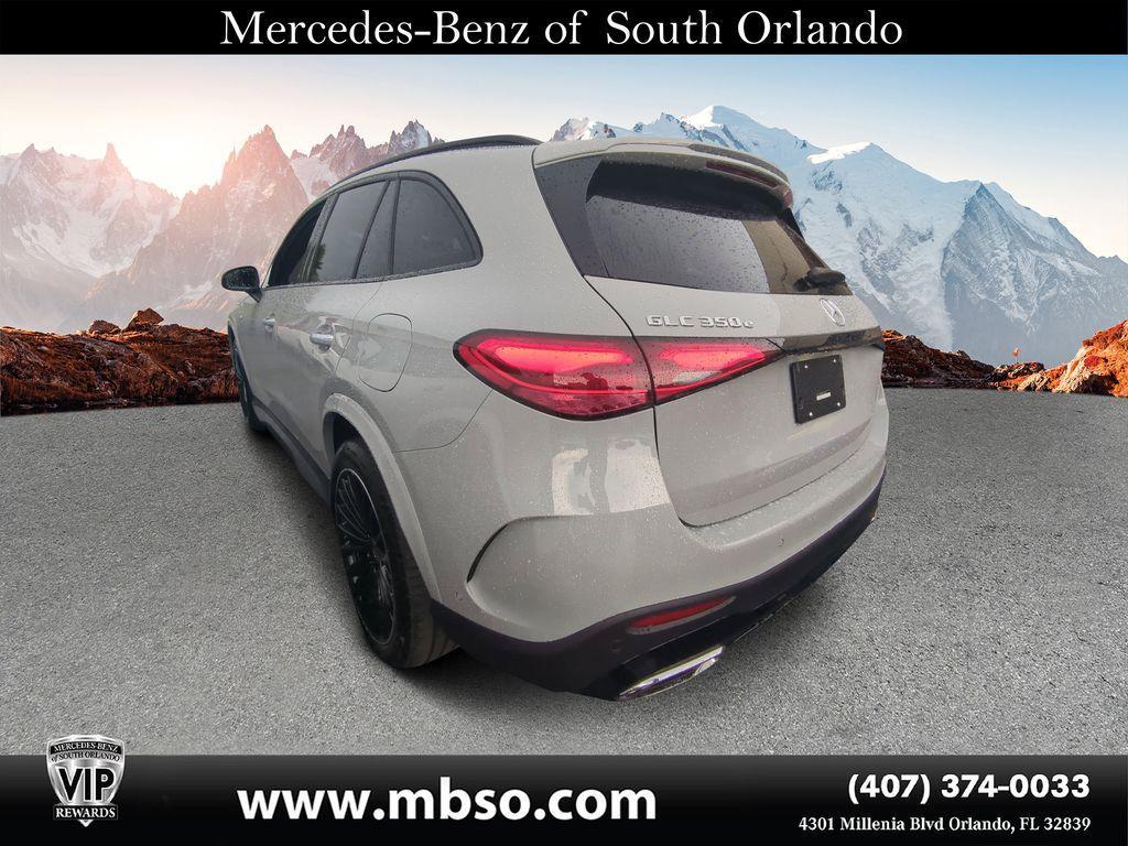 new 2025 Mercedes-Benz GLC 350e car